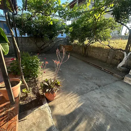 Village Near Beaches *